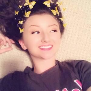 Meet your Posher, Lexie